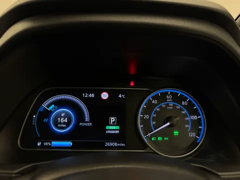 DG22LYY Nissan LEAF 110kW N-Connecta 40kWh 5dr Auto Thumbnail #30