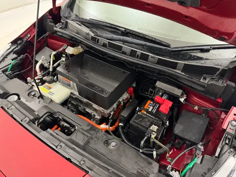 DG22LYY Nissan LEAF 110kW N-Connecta 40kWh 5dr Auto Thumbnail #33