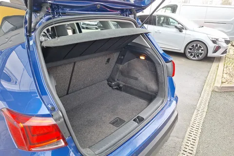 YM69NLT SEAT Arona 1.0 TSI SE Technology [EZ] 5dr Thumbnail #19