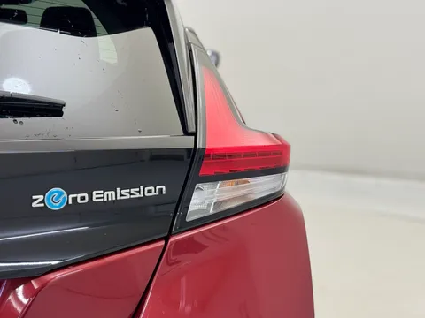 DG22LYY Nissan LEAF 110kW N-Connecta 40kWh 5dr Auto Thumbnail #36