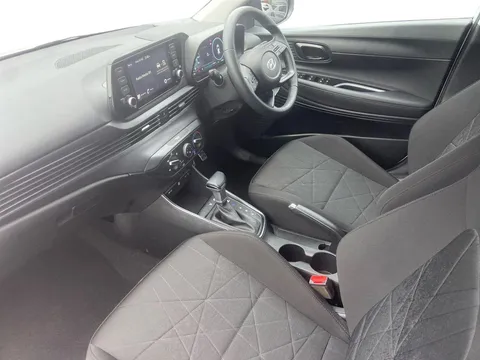 LC24BGF Hyundai Bayon 1.0 TGDi 48V MHEV SE Connect 5dr DCT Thumbnail #9