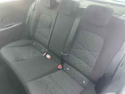 LC24BGF Hyundai Bayon 1.0 TGDi 48V MHEV SE Connect 5dr DCT Thumbnail #10