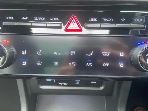 DN74VPP Hyundai Tucson 1.6T Hybrid N Line S 5dr Auto Thumbnail #18