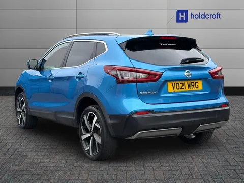 VO21WRG Nissan Qashqai 1.3 DiG-T N-Motion 5dr Thumbnail #4