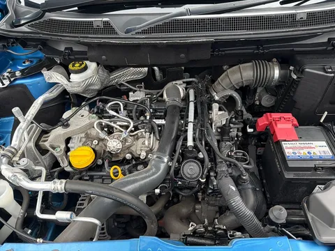 VO21WRG Nissan Qashqai 1.3 DiG-T N-Motion 5dr Thumbnail #10