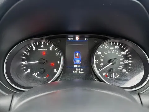 VO21WRG Nissan Qashqai 1.3 DiG-T N-Motion 5dr Thumbnail #13