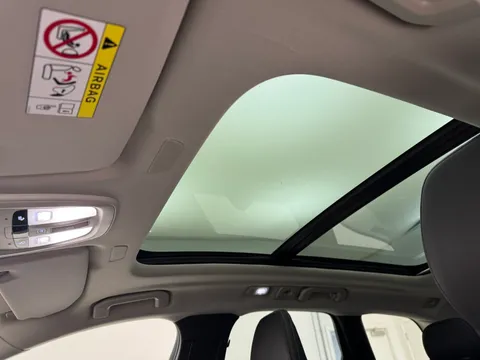 DP72HHC Volvo XC60 2.0 B5P Ultimate Dark 5dr AWD Geartronic Thumbnail #13