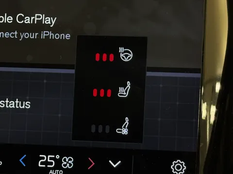 DP72HHC Volvo XC60 2.0 B5P Ultimate Dark 5dr AWD Geartronic Thumbnail #37