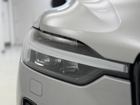 DP72HHC Volvo XC60 2.0 B5P Ultimate Dark 5dr AWD Geartronic Thumbnail #46