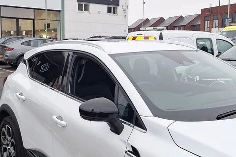 BV72TZS Renault Captur 1.0 TCE 90 Techno 5dr Thumbnail #18