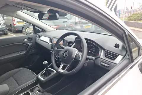 BV72TZS Renault Captur 1.0 TCE 90 Techno 5dr Thumbnail #19