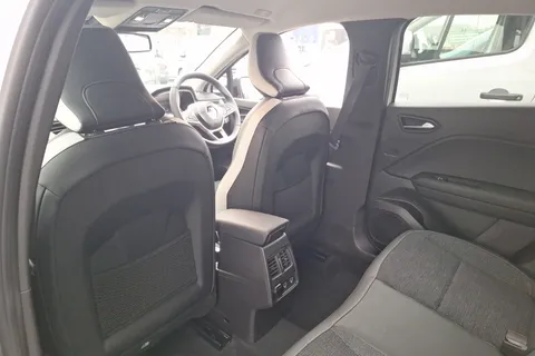 BV72TZS Renault Captur 1.0 TCE 90 Techno 5dr Thumbnail #36