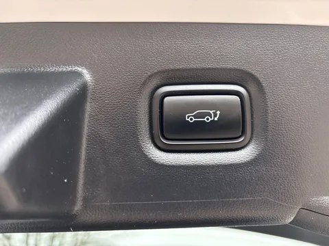 KR73PTO Hyundai Ioniq 5 168kW Ultimate 77 kWh 5dr Auto Thumbnail #19