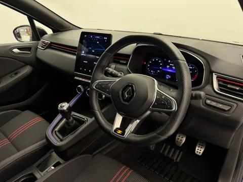 DP69DXJ Renault Clio 1.0 TCe 100 RS Line 5dr Thumbnail #16