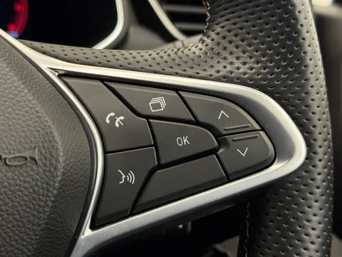 DP69DXJ Renault Clio 1.0 TCe 100 RS Line 5dr Thumbnail #18