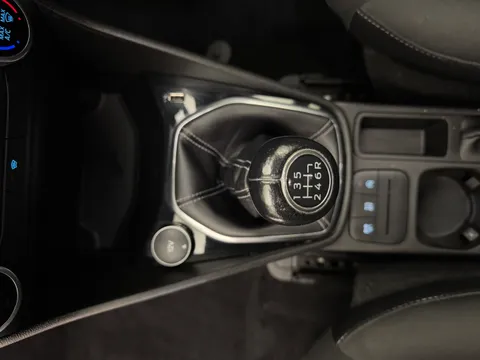 DU20WKC Ford Fiesta 1.0 EcoBoost Active 1 5dr Thumbnail #15