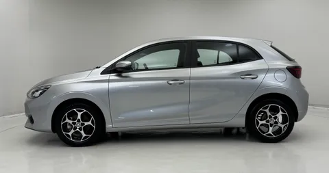 DU75NLA Mg Motor Uk Mg3 1.5 SE 5dr Thumbnail #4