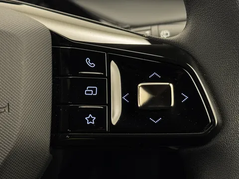 DU75NLA Mg Motor Uk Mg3 1.5 SE 5dr Thumbnail #21