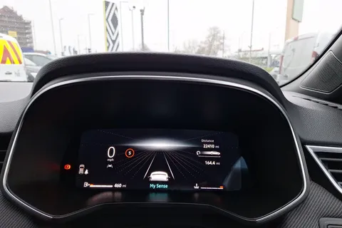 EK74BKG Renault Clio 1.0 TCe 90 Esprit Alpine 5dr Thumbnail #12