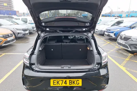 EK74BKG Renault Clio 1.0 TCe 90 Esprit Alpine 5dr Thumbnail #20