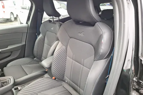 EK74BKG Renault Clio 1.0 TCe 90 Esprit Alpine 5dr Thumbnail #28