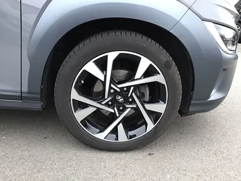 DE22UZV Hyundai Kona 1.0 TGDi 48V MHEV Premium 5dr Thumbnail #14