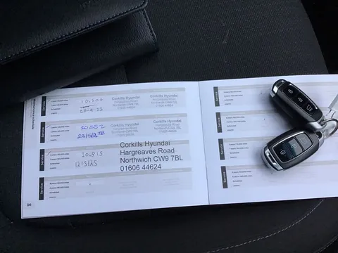 DE22UZV Hyundai Kona 1.0 TGDi 48V MHEV Premium 5dr Thumbnail #19