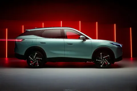  Omoda 7 1.5T SHS Noble 5dr 1DHT - Standard Paint Thumbnail #2