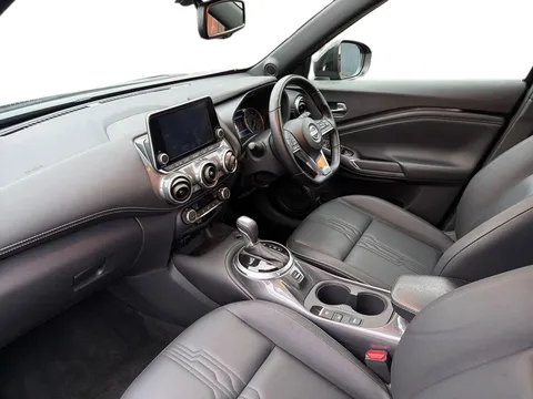 DX73ZGC Nissan Juke 1.6 Hybrid Tekna 5dr Auto Thumbnail #11