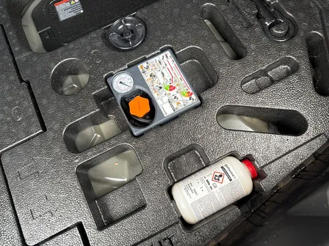 DX73ZGC Nissan Juke 1.6 Hybrid Tekna 5dr Auto Thumbnail #20