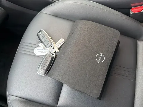 DX73ZGC Nissan Juke 1.6 Hybrid Tekna 5dr Auto Thumbnail #21