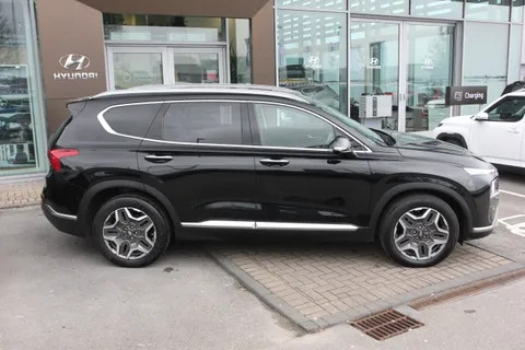 DE73WVD Hyundai Santa Fe 1.6 TGDi Hybrid Ultimate 5dr 4WD Auto Thumbnail #3