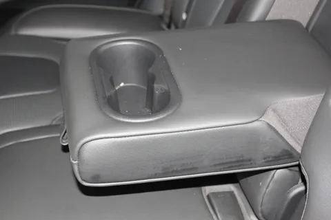 DE73WVD Hyundai Santa Fe 1.6 TGDi Hybrid Ultimate 5dr 4WD Auto Thumbnail #14