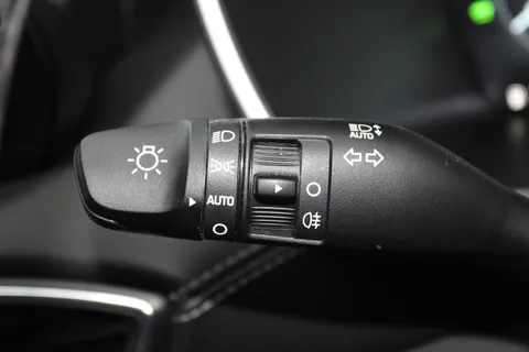 DE73WVD Hyundai Santa Fe 1.6 TGDi Hybrid Ultimate 5dr 4WD Auto Thumbnail #24