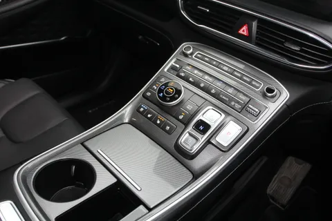 DE73WVD Hyundai Santa Fe 1.6 TGDi Hybrid Ultimate 5dr 4WD Auto Thumbnail #26