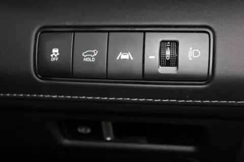 DF22JVC Hyundai Santa Fe 1.6 TGDi Hybrid Ultimate 5dr 4WD Auto Thumbnail #21