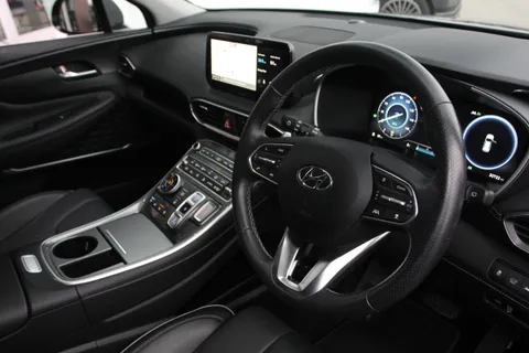 DF22JVC Hyundai Santa Fe 1.6 TGDi Hybrid Ultimate 5dr 4WD Auto Thumbnail #22