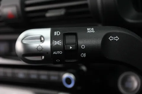 DG25CJV Hyundai Inster 85kW 02 49kWh 5dr Auto Thumbnail #19