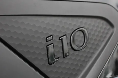 DH23LHC Hyundai i10 1.2 MPi Premium 5dr Auto Thumbnail #7