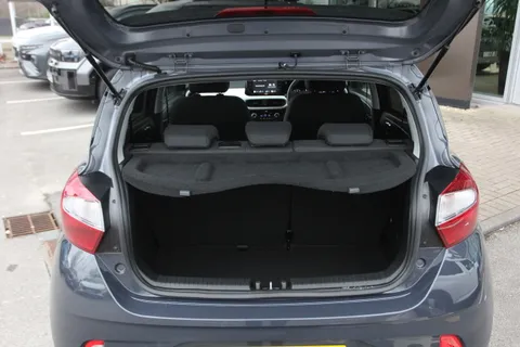 DH23LHC Hyundai i10 1.2 MPi Premium 5dr Auto Thumbnail #8