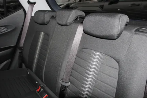 DH23LHC Hyundai i10 1.2 MPi Premium 5dr Auto Thumbnail #14