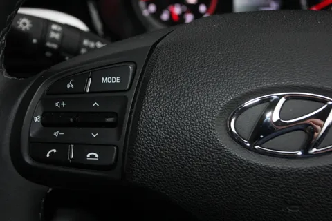 DH23LHC Hyundai i10 1.2 MPi Premium 5dr Auto Thumbnail #20