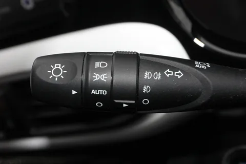 DH23LHC Hyundai i10 1.2 MPi Premium 5dr Auto Thumbnail #22