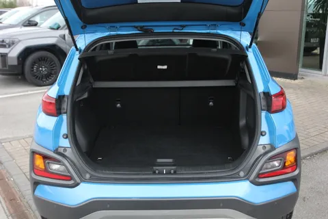 EG19SJU Hyundai Kona 1.0T GDi Blue Drive Premium 5dr Thumbnail #9