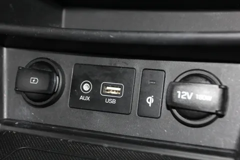 EG19SJU Hyundai Kona 1.0T GDi Blue Drive Premium 5dr Thumbnail #27