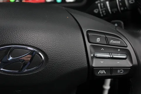 EN21WYR Hyundai Kona 1.6 GDi Hybrid SE Connect 5dr DCT Thumbnail #21