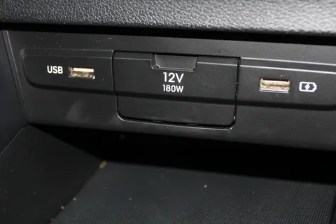 WG72UWP Hyundai i20 1.0T GDi 48V MHD Premium 5dr DCT Thumbnail #25