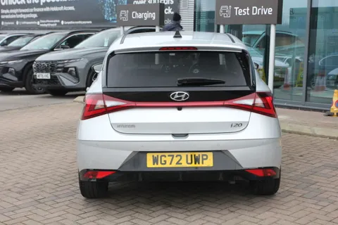 WG72UWP Hyundai i20 1.0T GDi 48V MHD Premium 5dr DCT Thumbnail #30