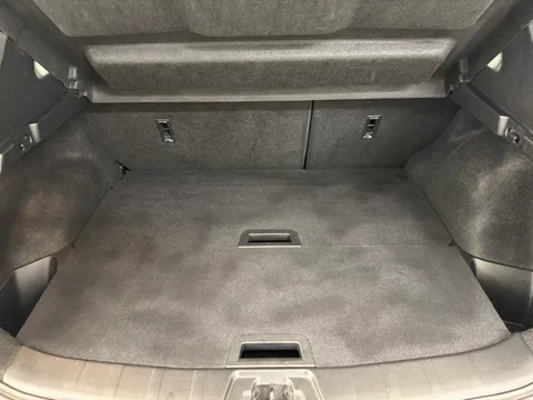 12 of 35 for Nissan Qashqai 1.3 DiG-T Acenta Premium 5dr