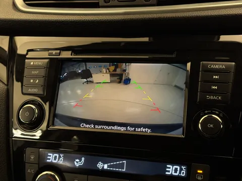 27 of 35 for Nissan Qashqai 1.3 DiG-T Acenta Premium 5dr